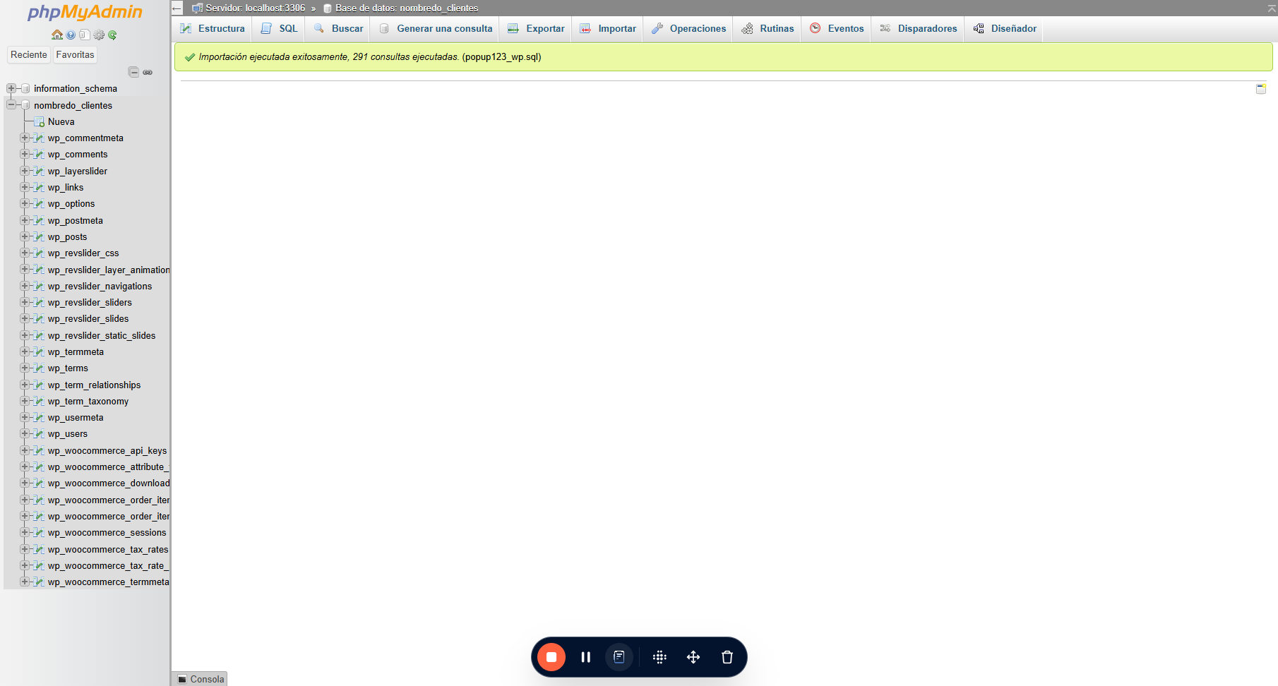 Este mensaje en verde indica que ya se cargó la información del archivo sql que importaste. Si da error, prueba la opción número 2.