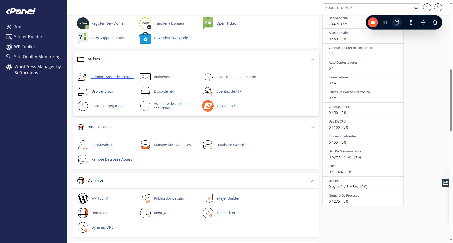 Primero vamos a ir a revisar qué datos figuran en el archivo wp-config.php



Para esto, buscamos en cPanel la herramienta de File Manager o Administrador de archivos.